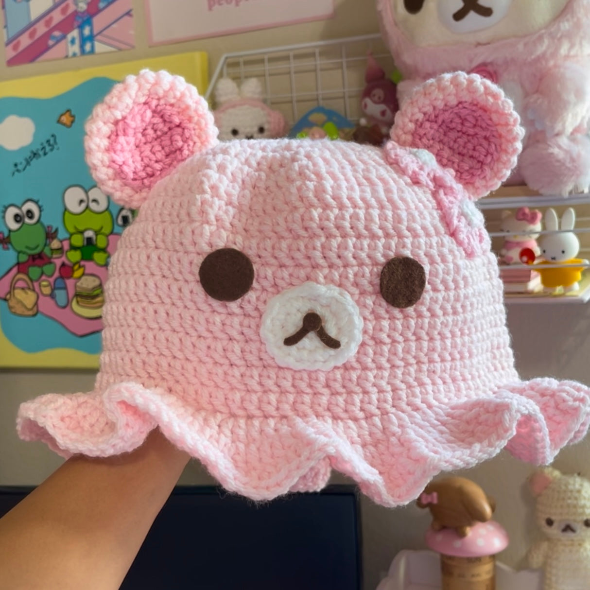Sakura kuma bucket hat