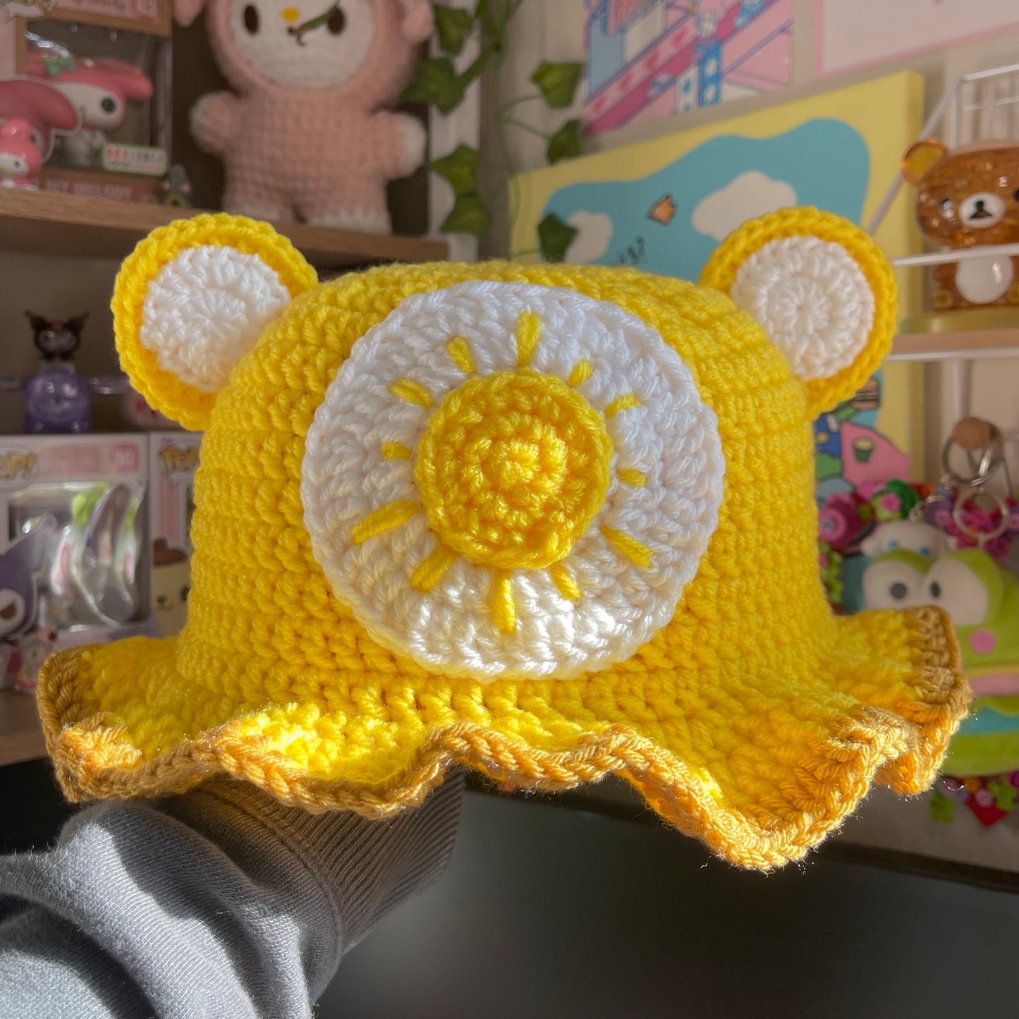 Funshine☀️bear care bear bucket hat