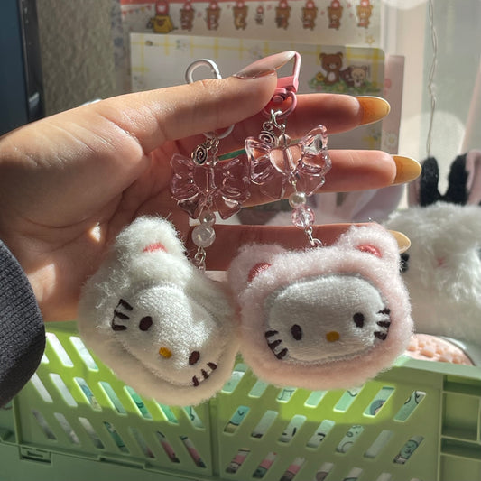 Hello kitty keychain charms
