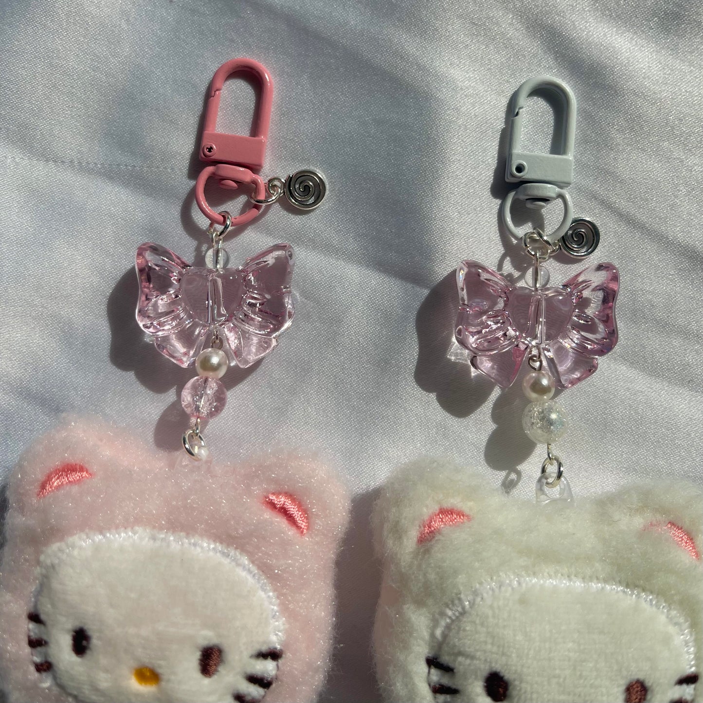 Hello kitty keychain charms